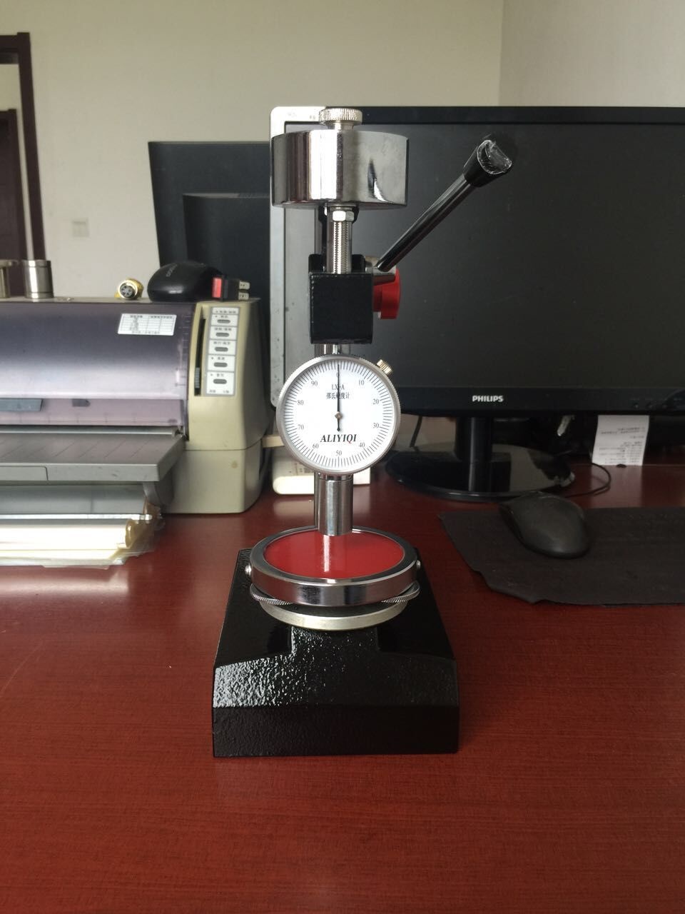 橡塑邵尔硬度计LX-A